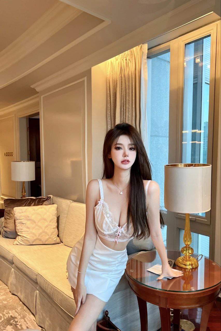 气质御姐范静妤