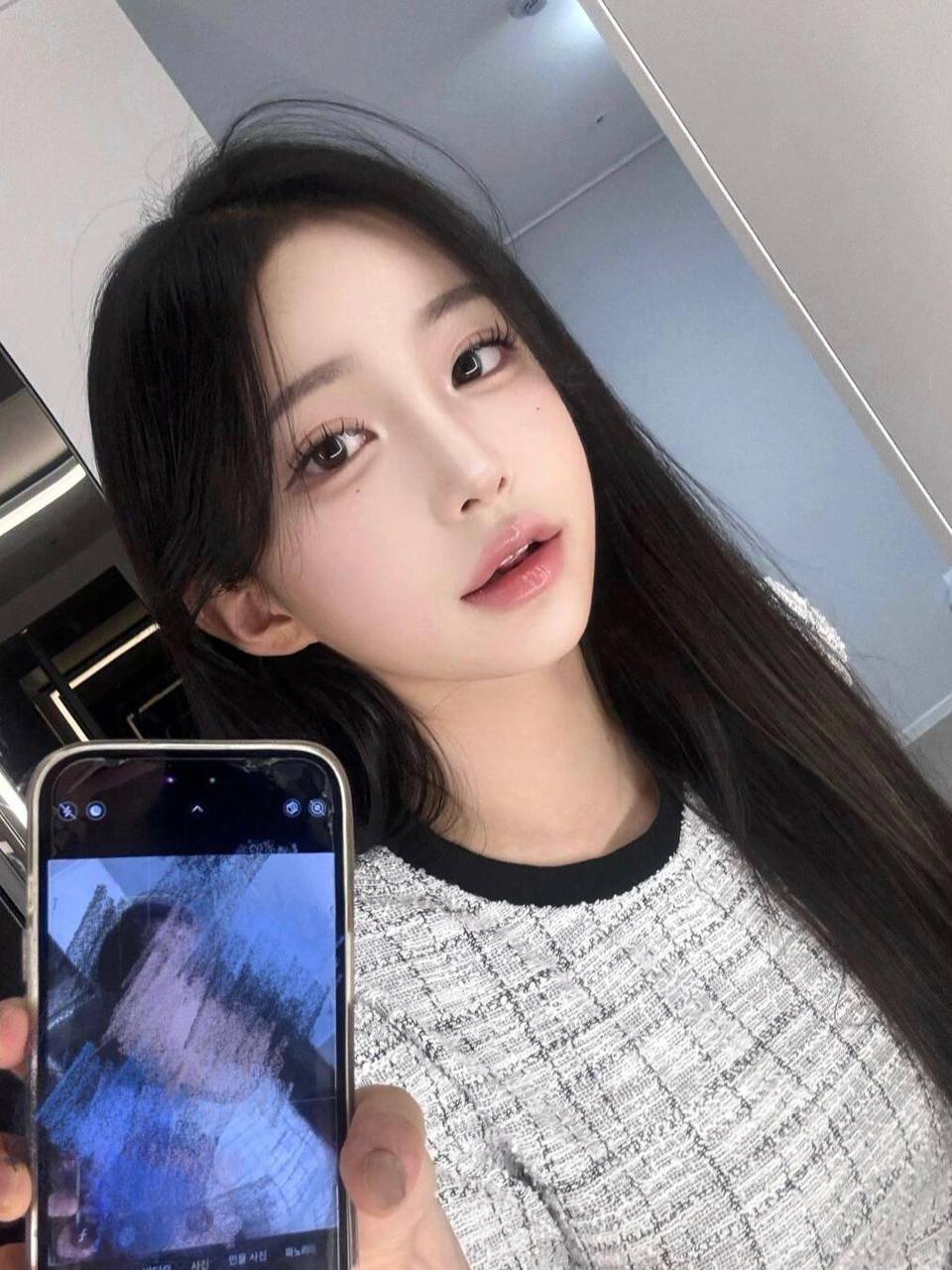 表演专业学生彩彩
