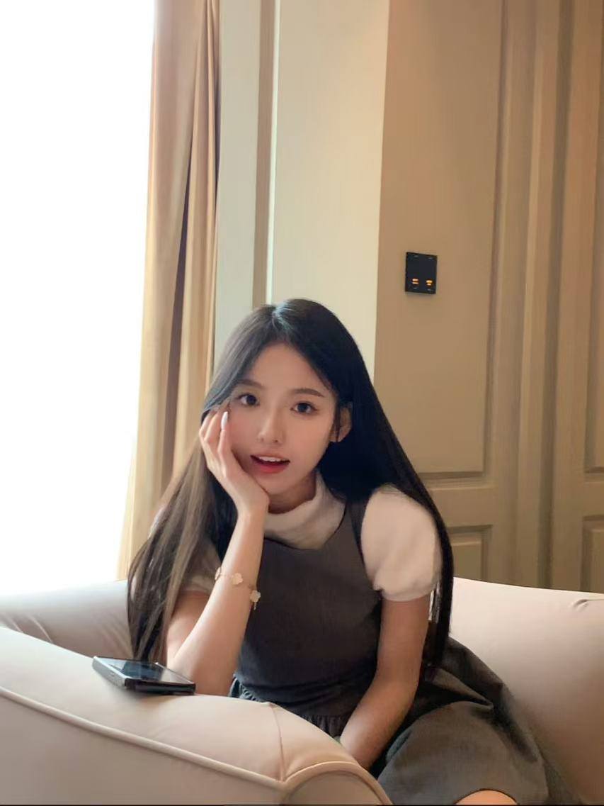 冬日里的小玫瑰Maeve