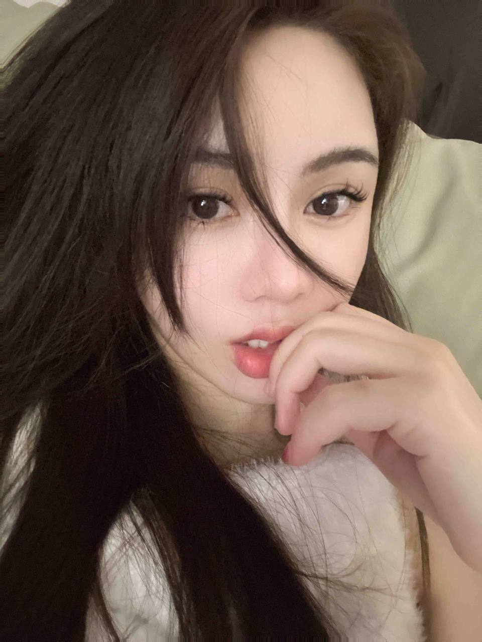 极度诱惑圈外女友Serin