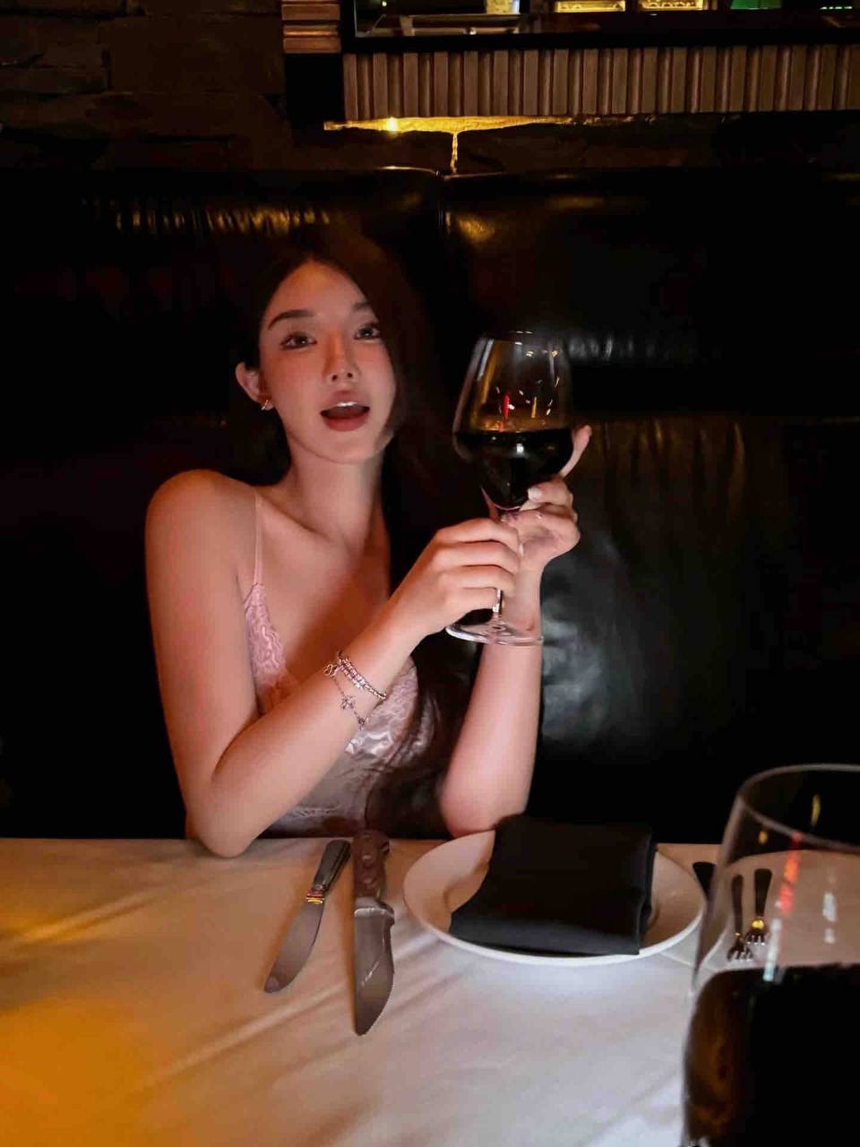 绝美颜值Edina