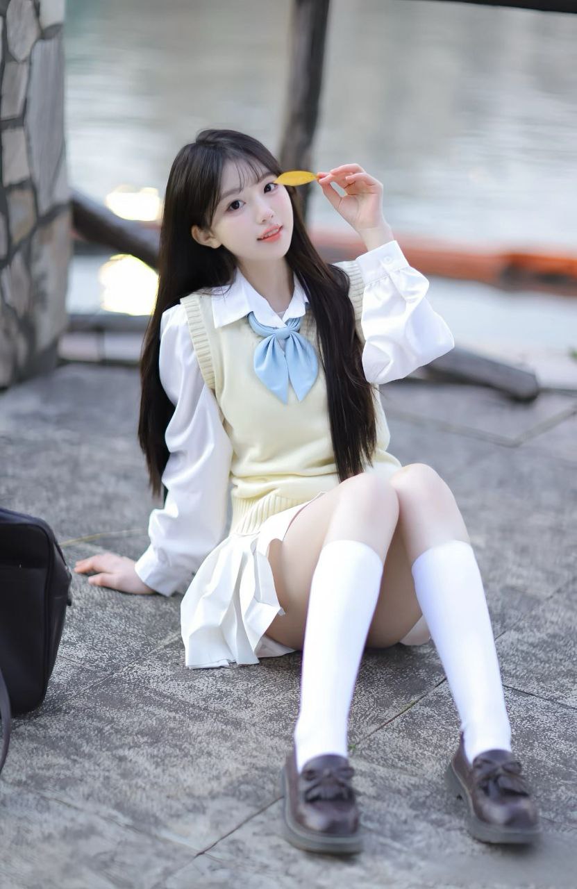 温柔甜美软妹Adira