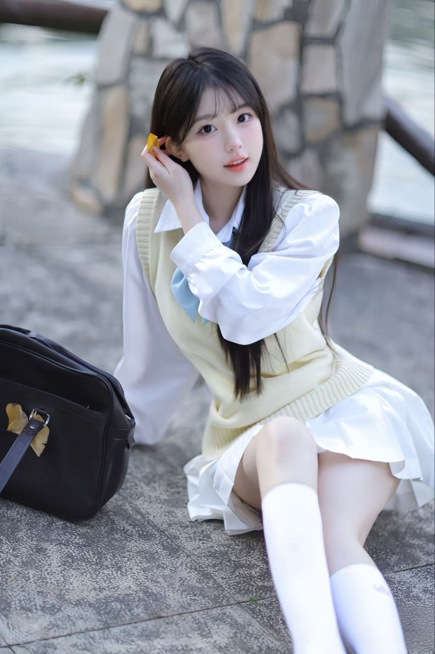 温柔甜美软妹Adira