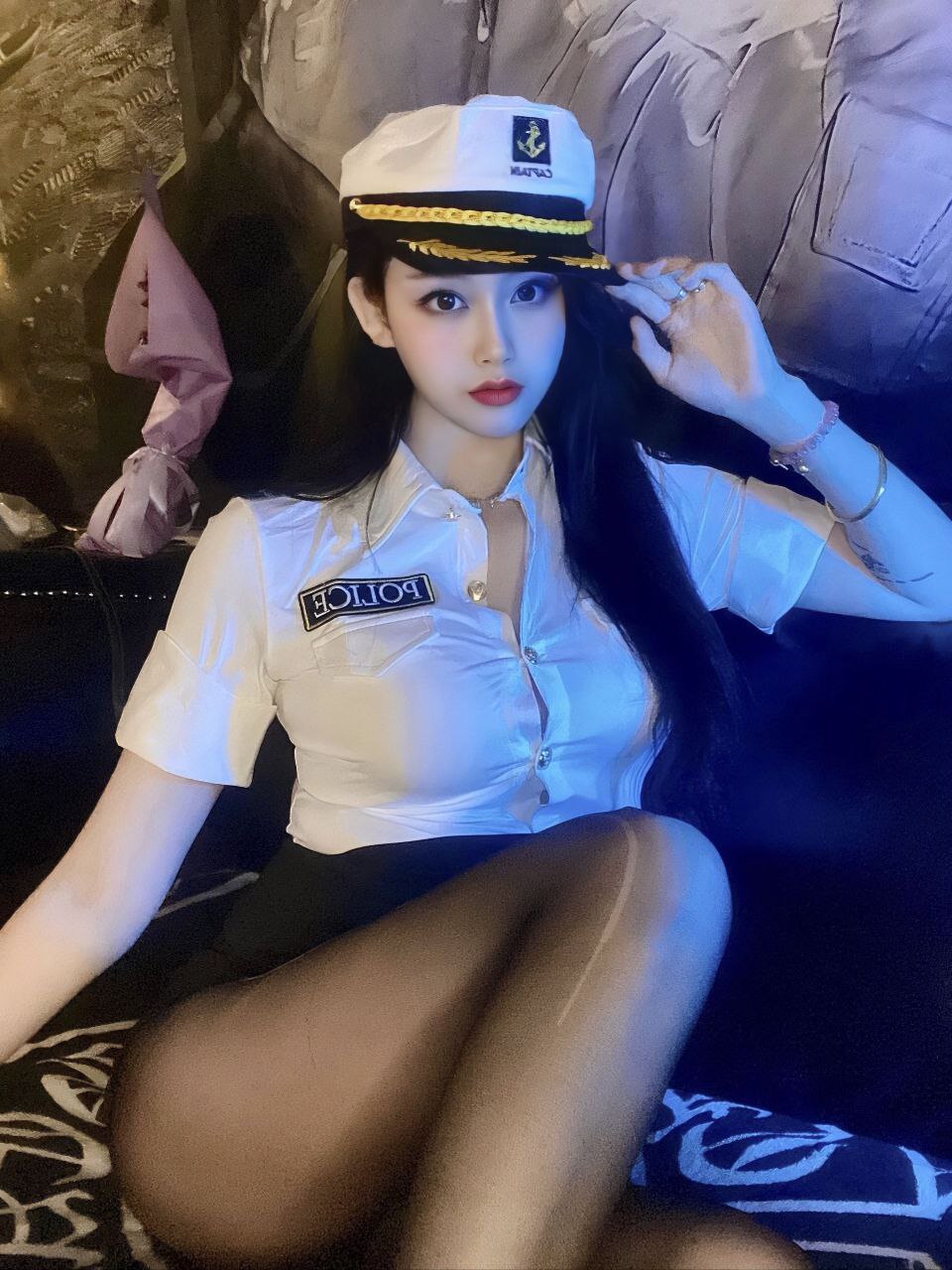制服骚密Maela