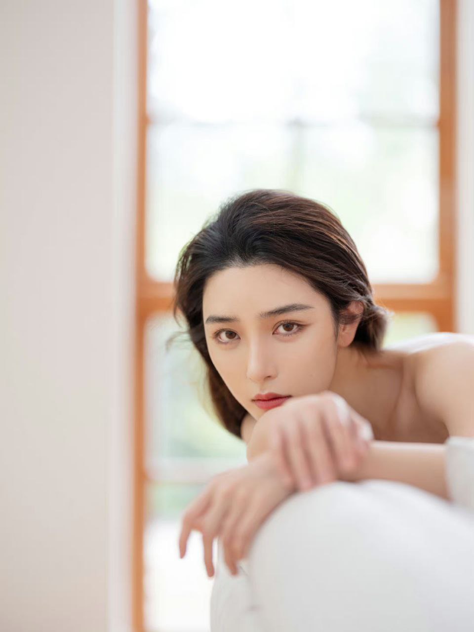 百变风格广告模特Riely