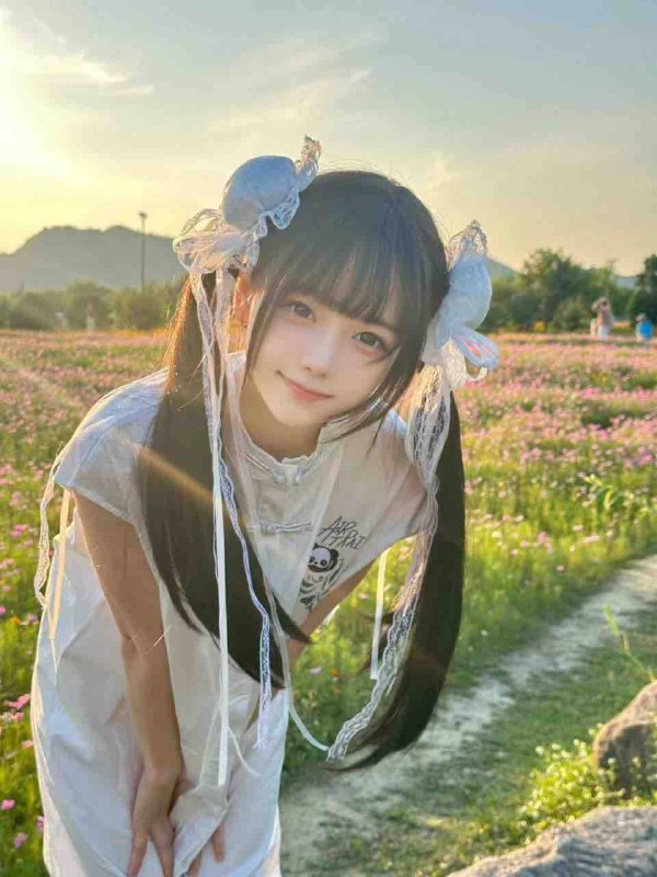 刚毕业学生Nivya