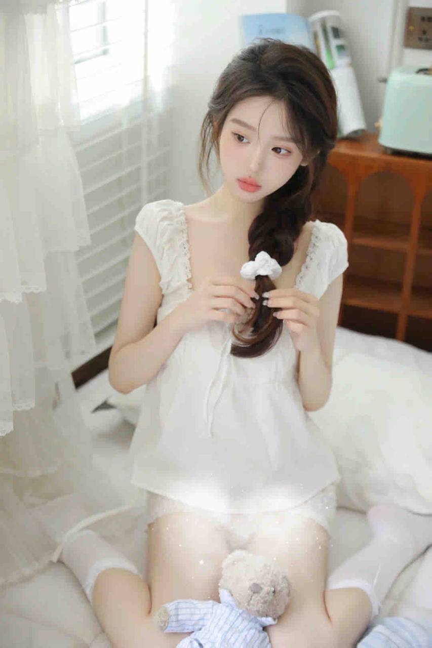 纯白温柔少女Jorla