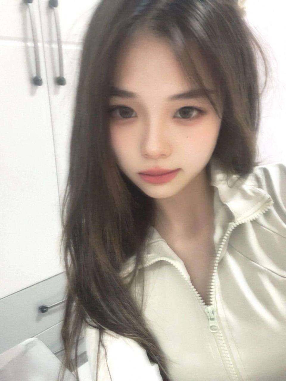 签约模特芃妍
