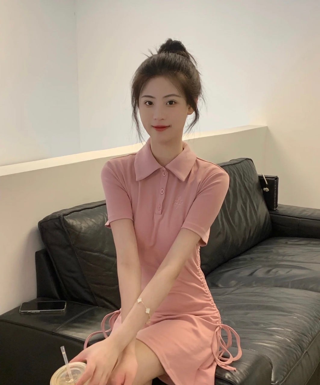蜜桃纤瘦型瑾澄