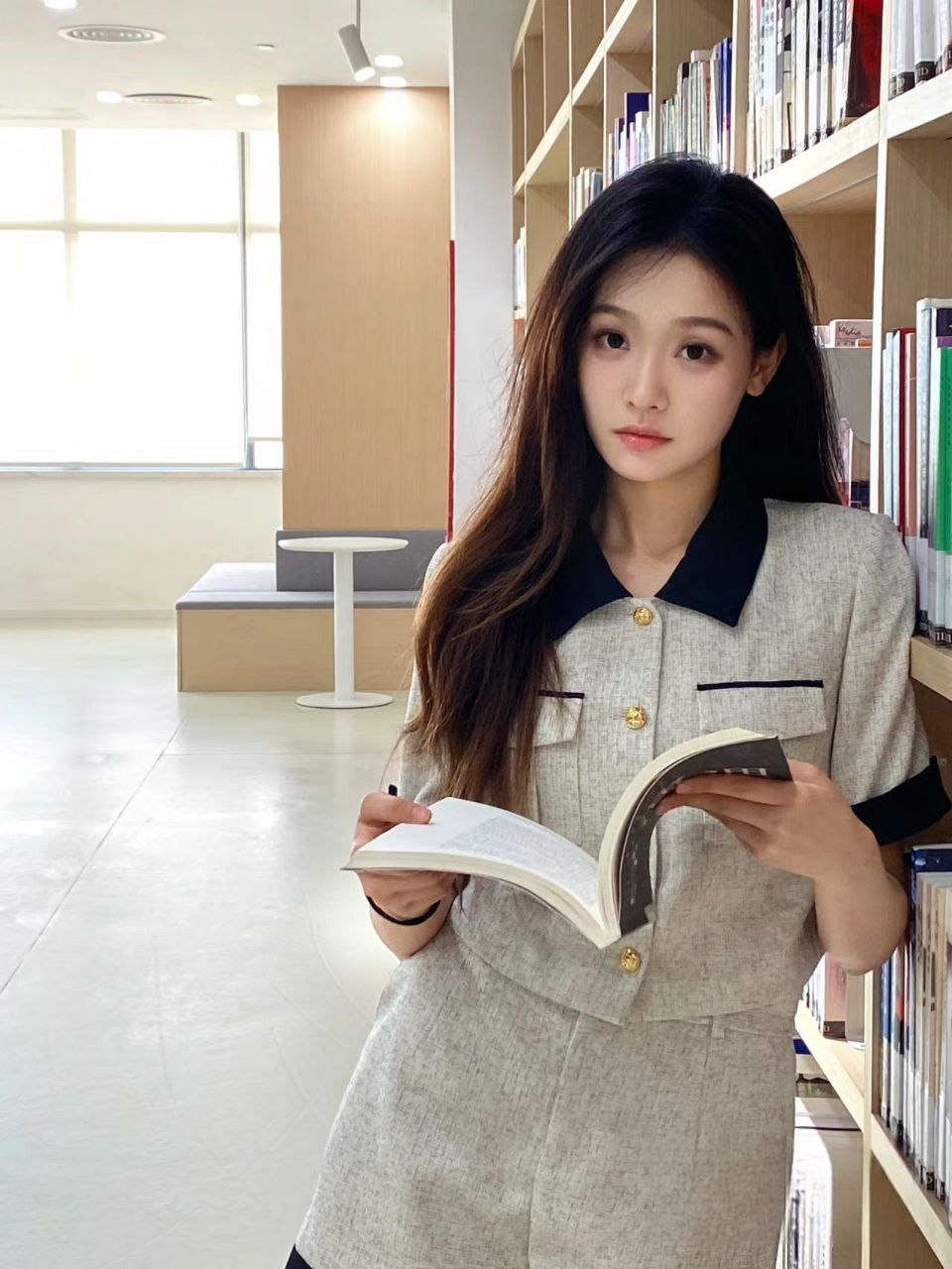 傻白甜学妹Olyne