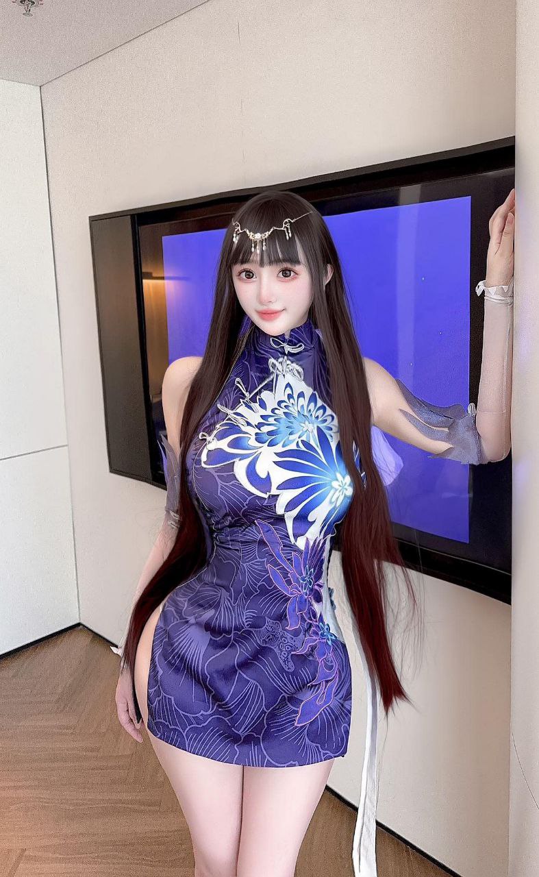 白嫩誘人少女Maire