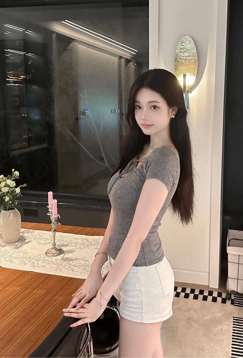 温柔小绵羊Elvie