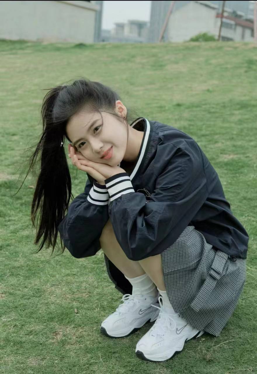 艺术院校在读恩恩