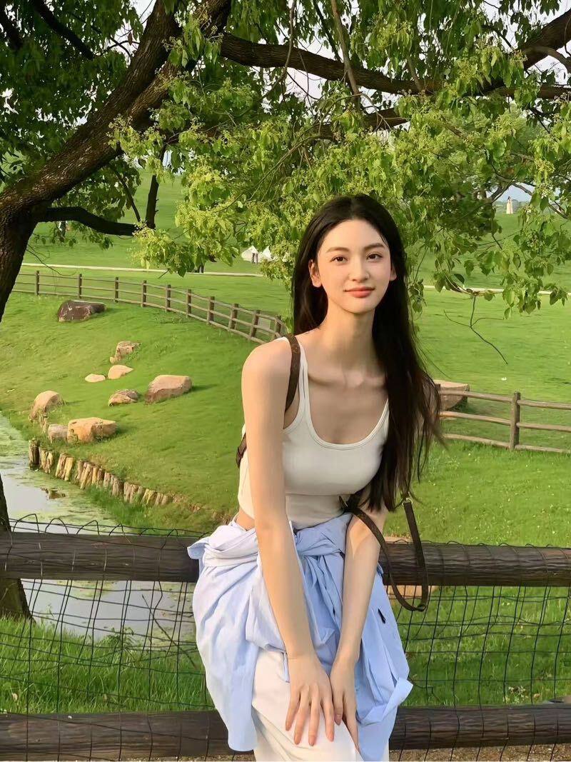 眉眼灵动莉儿