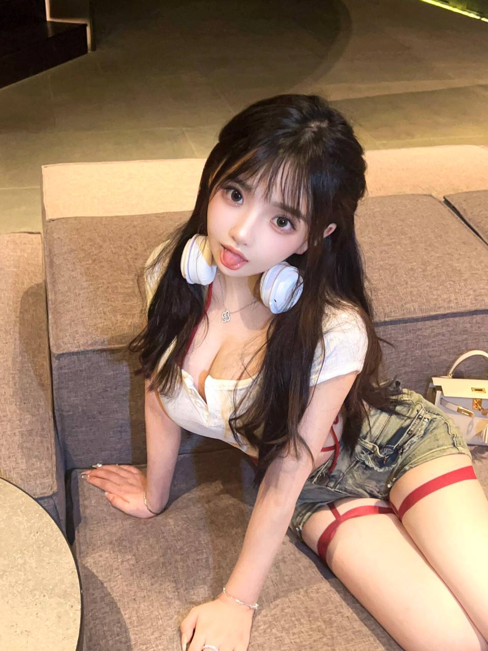 幼齿童颜少女Nyari