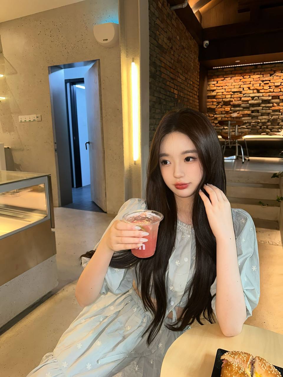 ins模特Maria