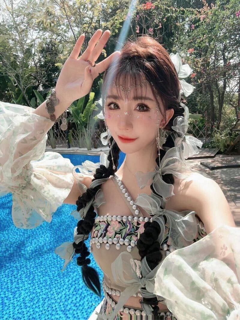 人气动漫coser曼达