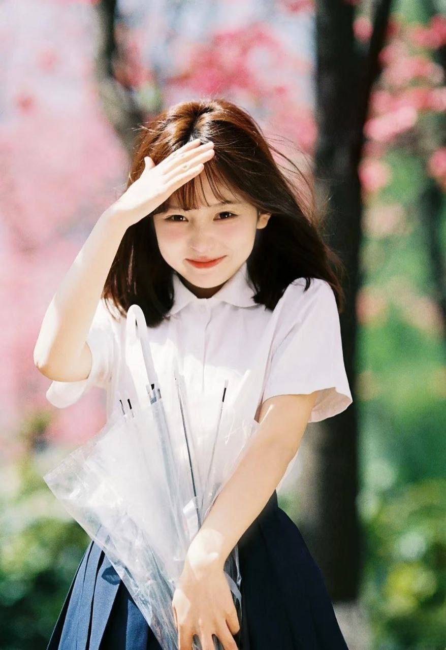 亭亭玉立邻家妹青青