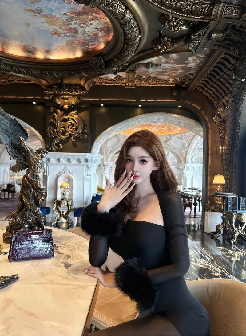 高颜值网红漫妮