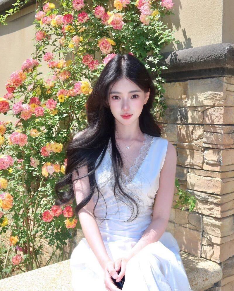 大学在读学妹小晴