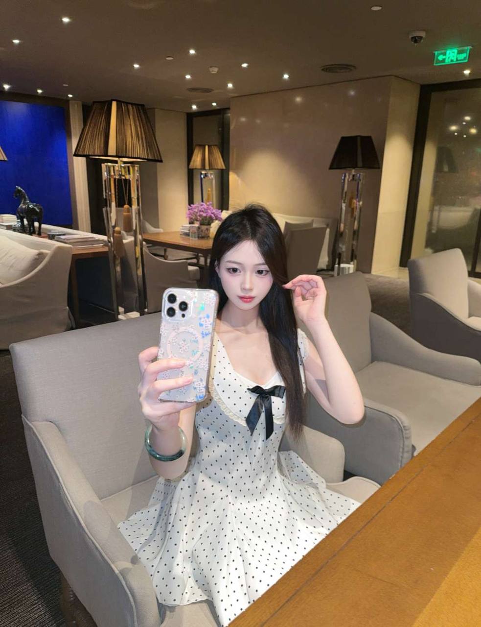 贴心小女友梅媛媛