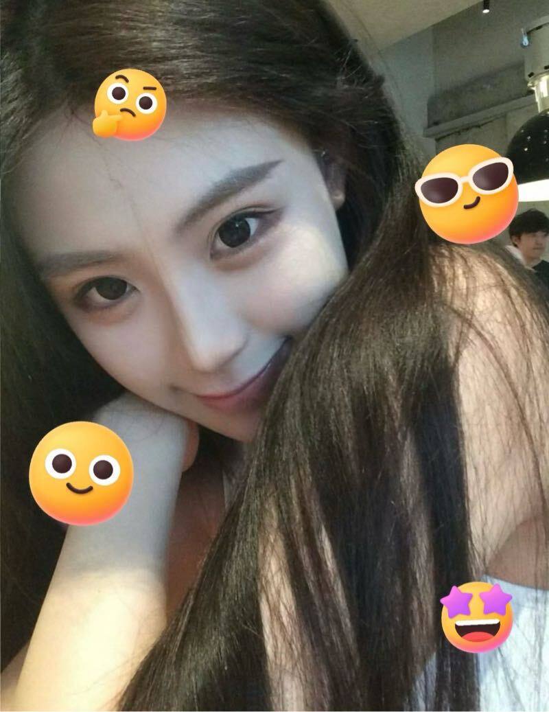 在校舞蹈生沁然