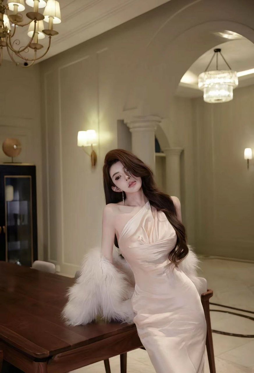 风情浓郁御姐希雅