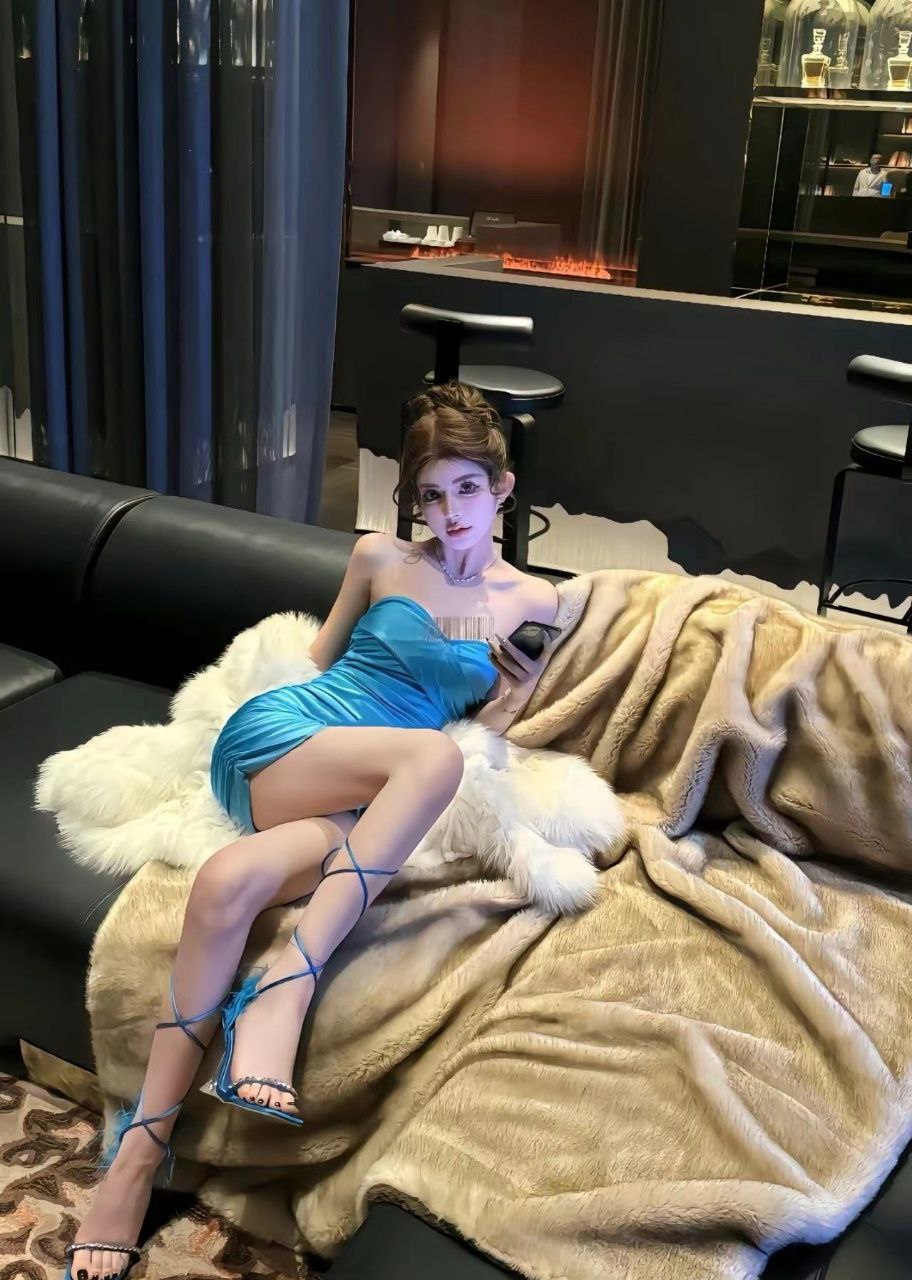 风情浓郁御姐希雅