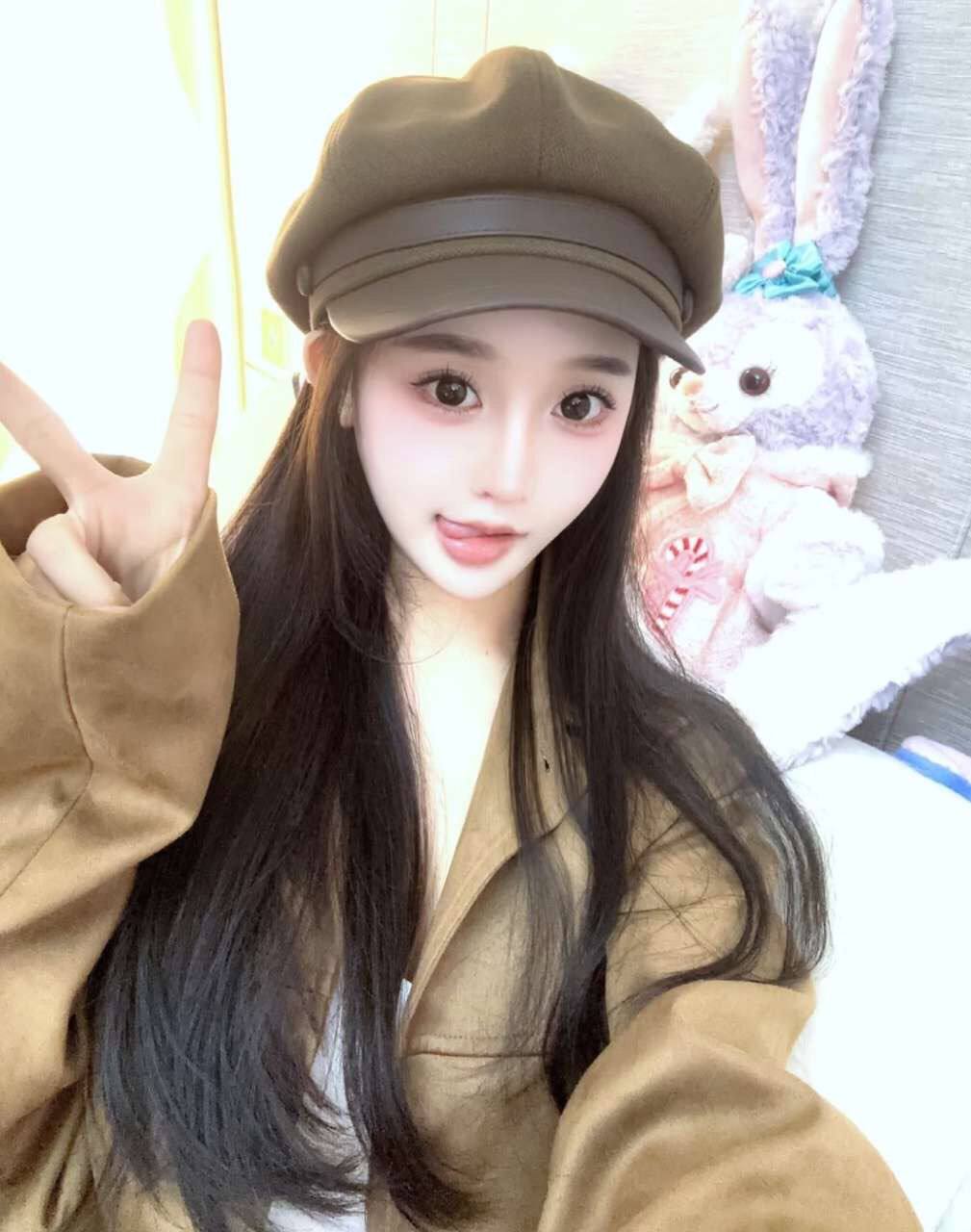 干净亮眼小演员依桐