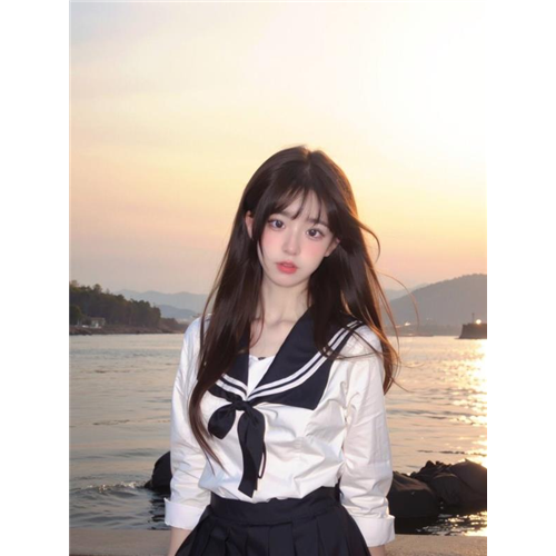 甜美清纯在校大学生令薇薇