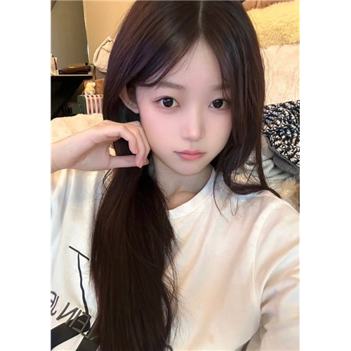 在校小仙女学生Arin