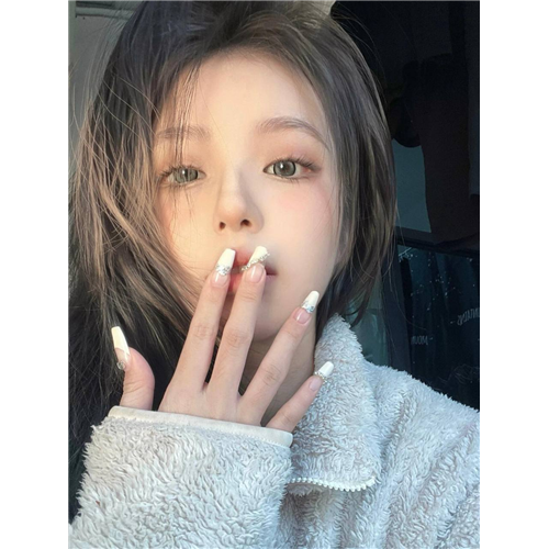 灵动少女幽蕾