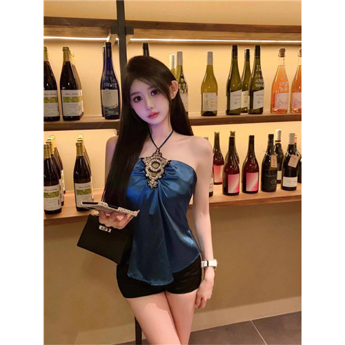 穿搭性感时尚初阳