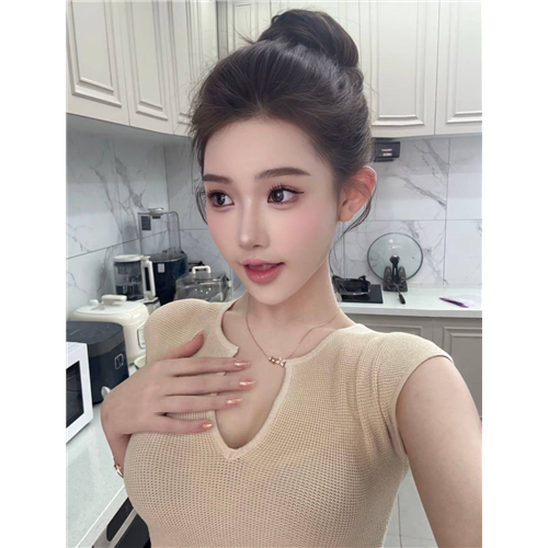 爱笑甜妹珞伊